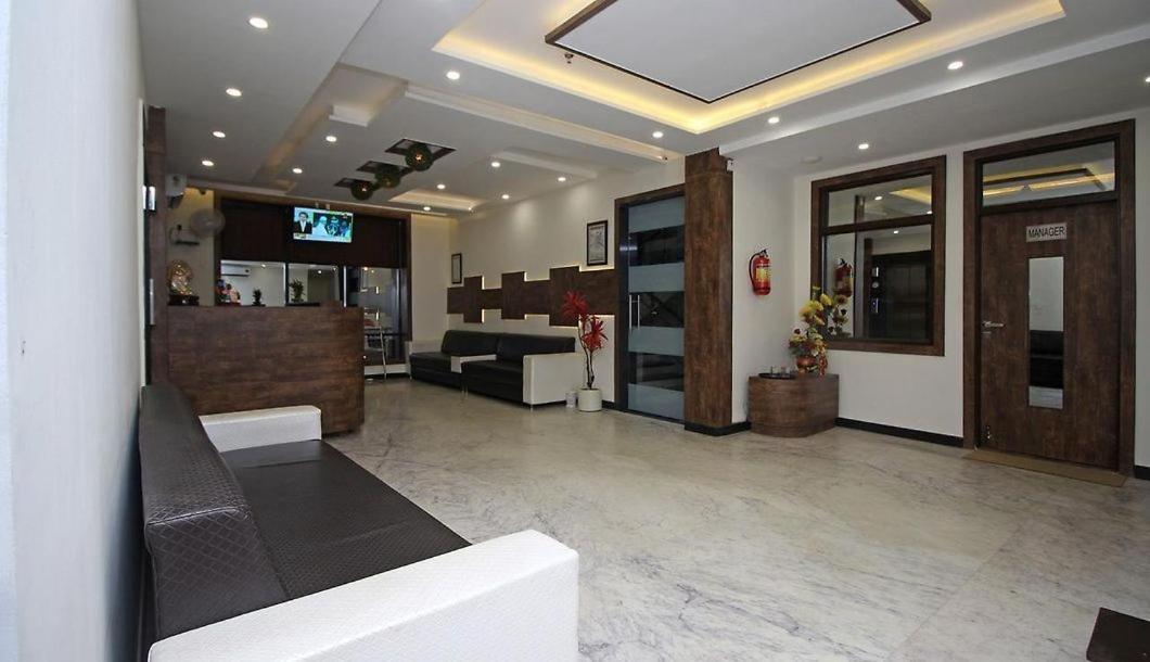Hotel Opal Courtyard Агра Екстер'єр фото